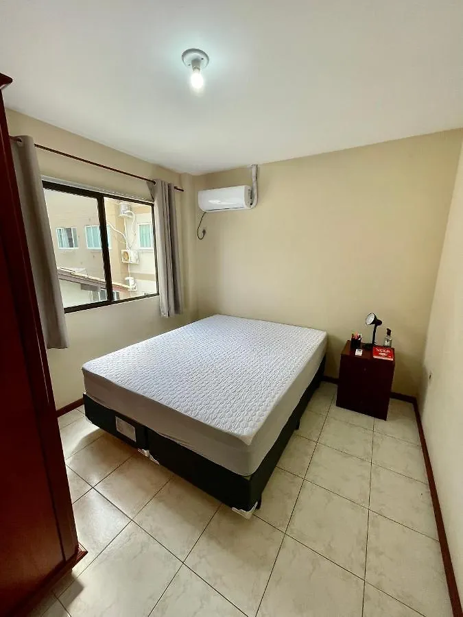 Ótimo apartamento à dois minutos  Apartamento Bombinhas Brasil